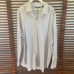 🎉NEW LISTING!🎉Perry Ellis White Shirt with Micro Dot Pattern